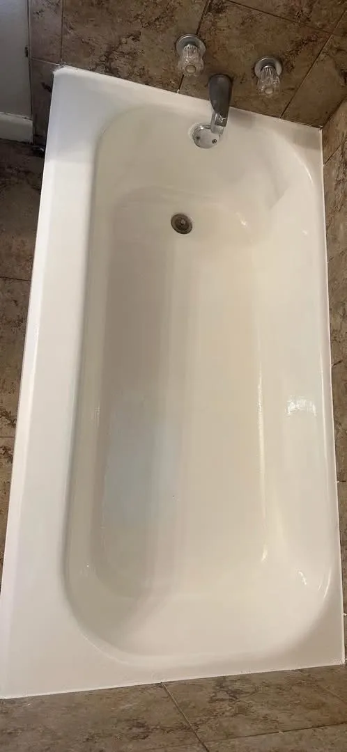 Bathtub Refinish — after the work